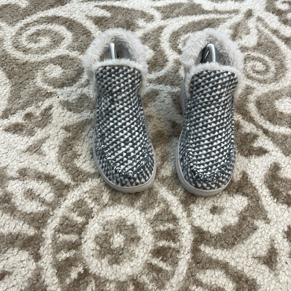 Hey dude Denny women’s chukka shoes size 6 excellent condition - Picture 3 of 6